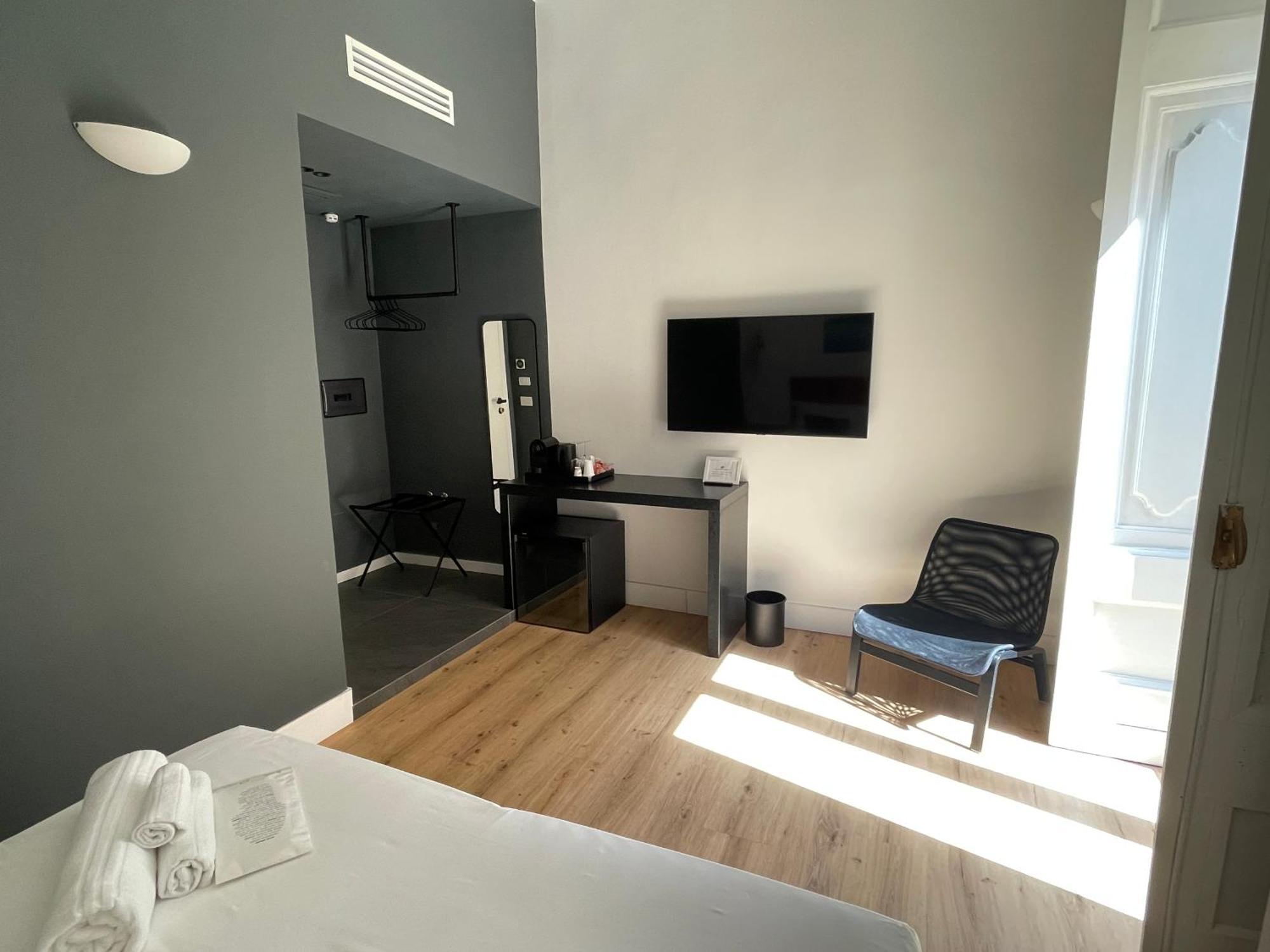 Rolando Domus Bed & Breakfast Naples Luaran gambar