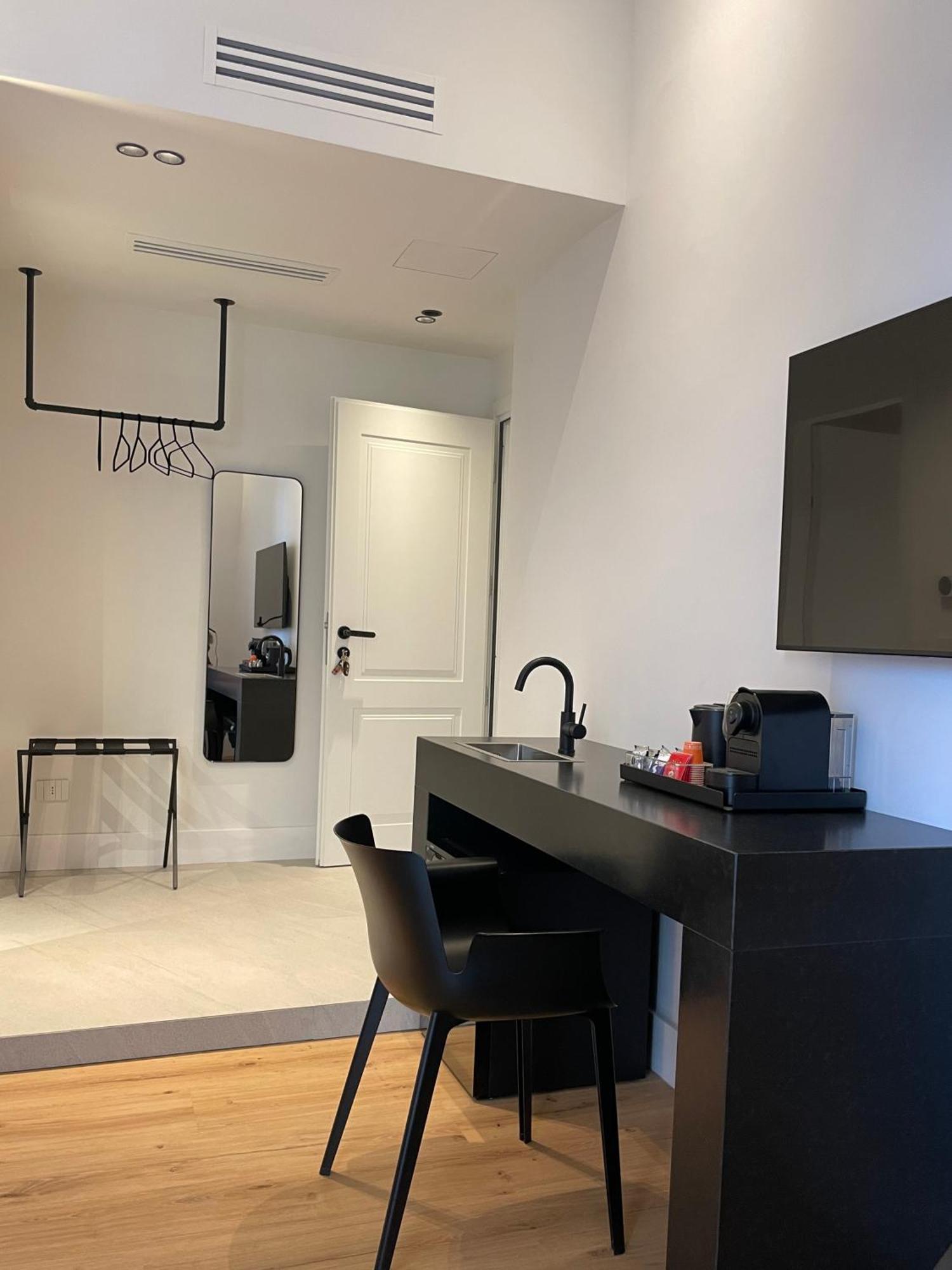 Rolando Domus Bed & Breakfast Naples Luaran gambar
