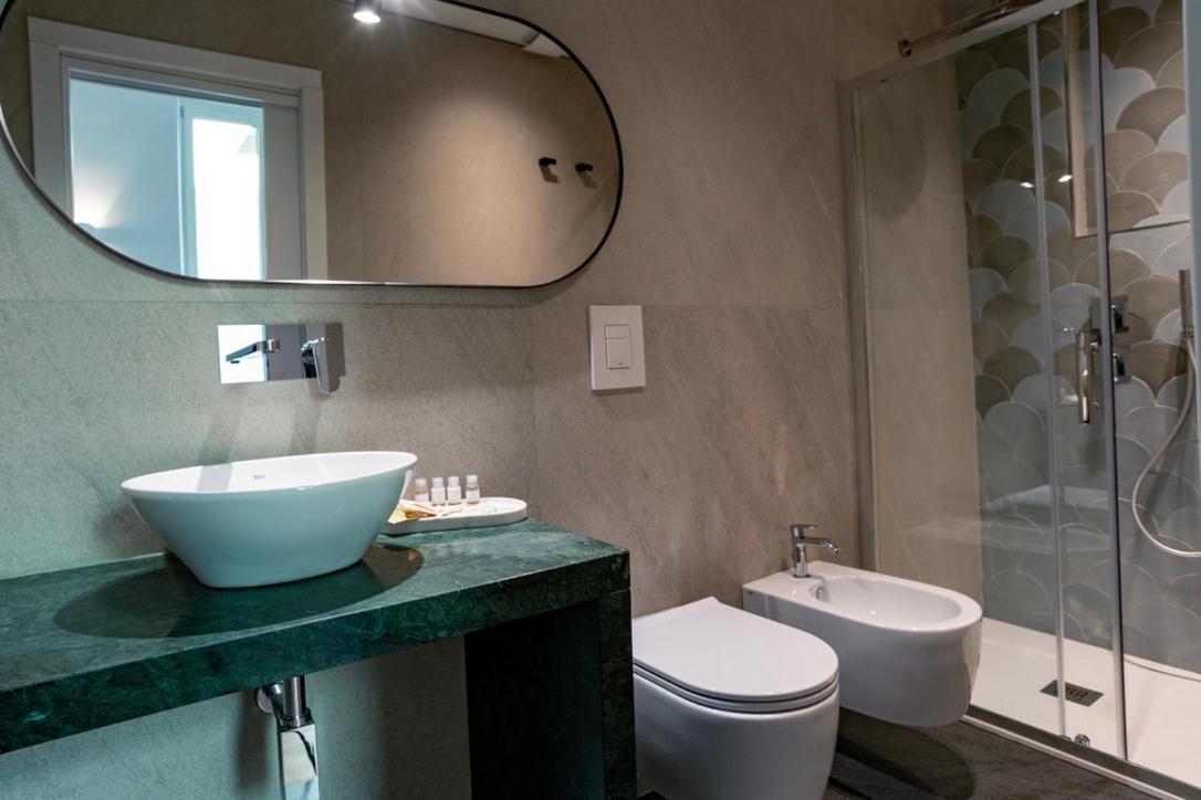 Rolando Domus Bed & Breakfast Naples Luaran gambar